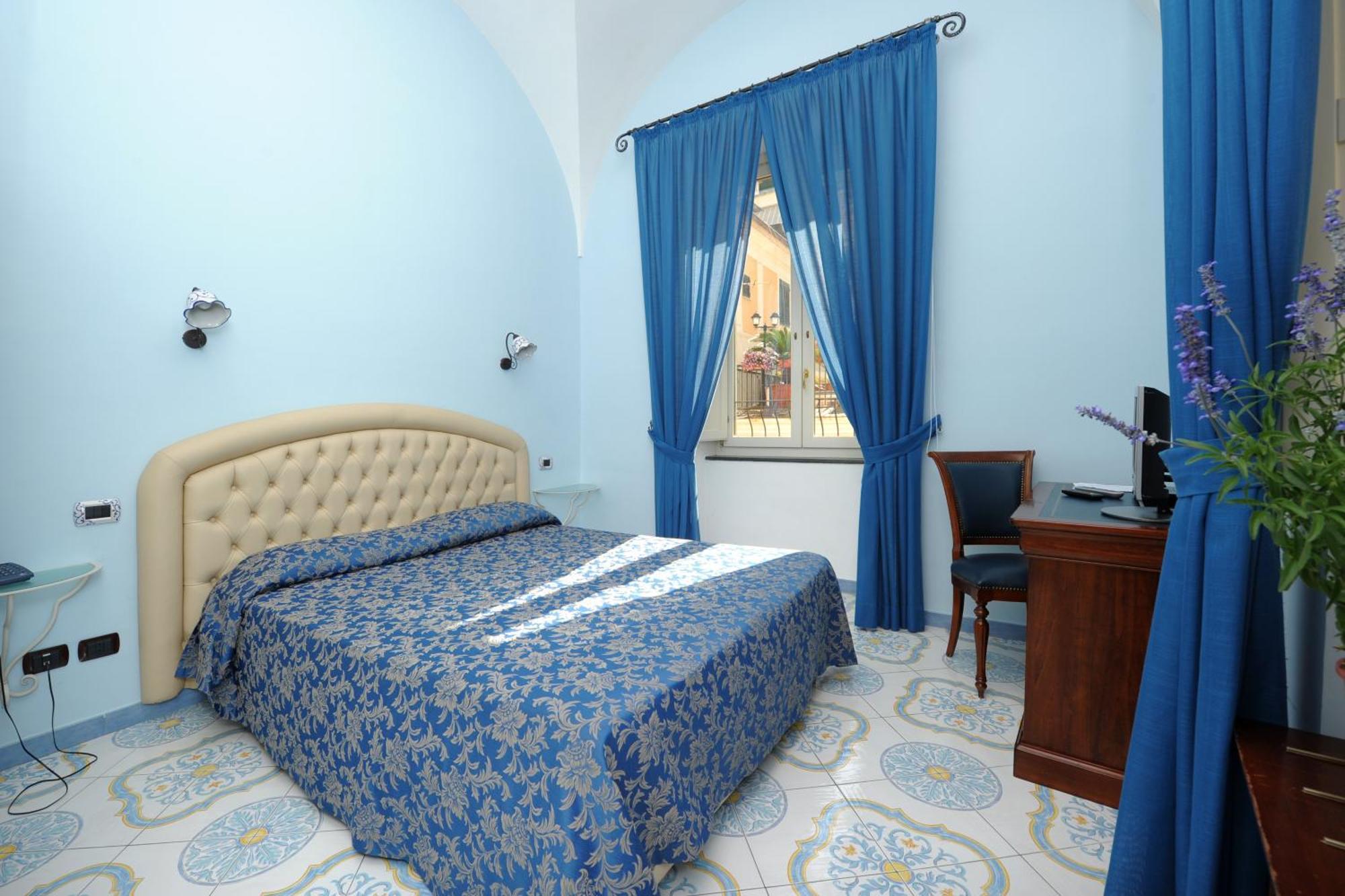 B&B Palazzo Pisani Amalfi Bagian luar foto