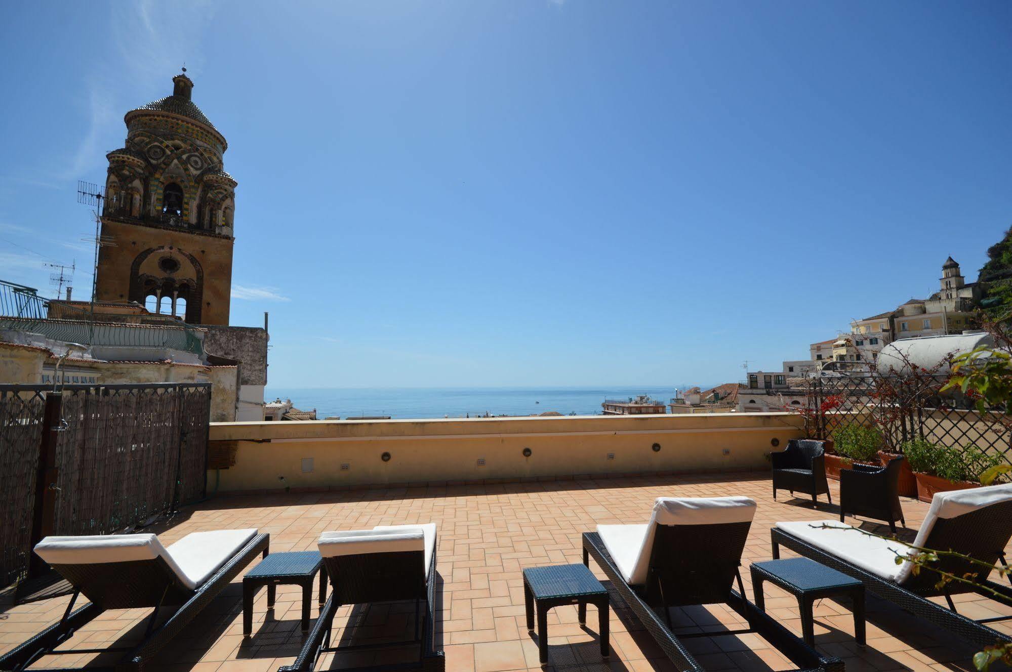 B&B Palazzo Pisani Amalfi Bagian luar foto